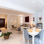 Balmoral Suite Apartment
